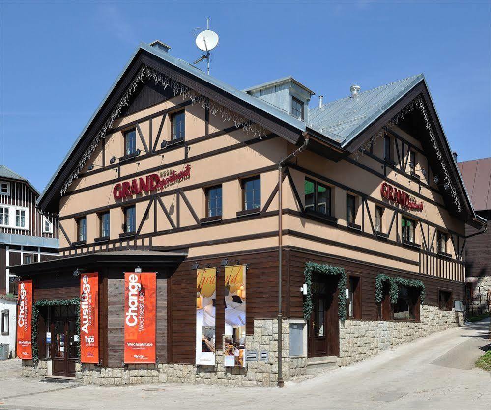Grand Apartments Špindlerŭv Mlýn Exteriör bild